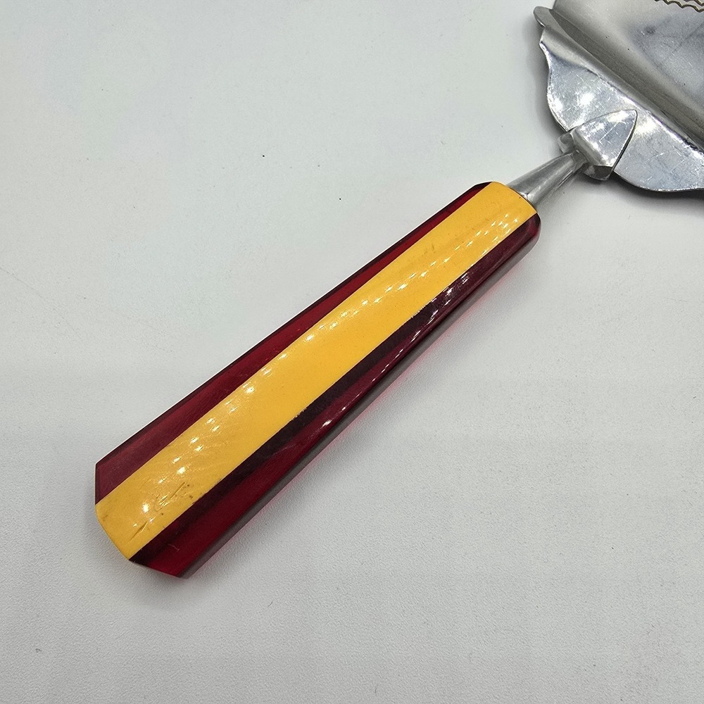 Vintage Red and Yellow Bakelite Handled Cake‎ Pie Server Spatula German Germany - Picture 7 of 12